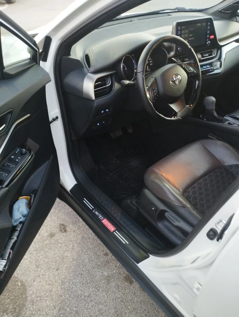 Toyota C-HR Classy, снимка 5 - Автомобили и джипове - 53121561