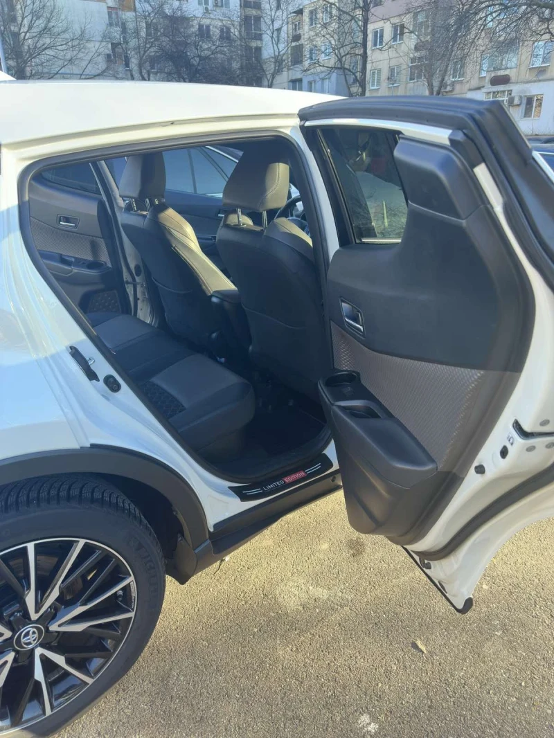 Toyota C-HR Classy, снимка 9 - Автомобили и джипове - 53121561