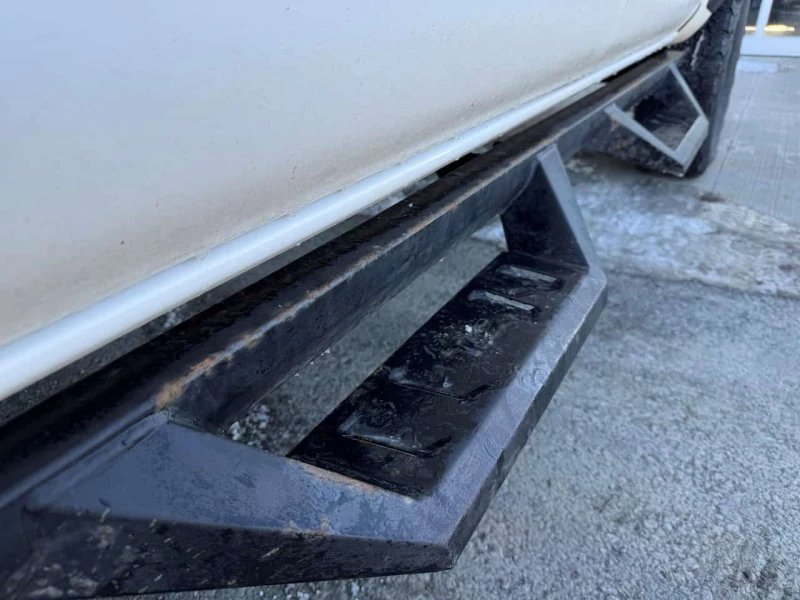 Toyota Tacoma * TRD PRO * 2 КЛЮЧА* ПОДГРЕВ* KEYLESS* PANO* JBL* , снимка 13 - Автомобили и джипове - 53576690