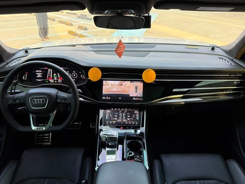 Audi RSQ8 4.0 TFSI Quattro| 600к.с.| ВКЛ.ТЕХНОТЕСТ, снимка 11 - Автомобили и джипове - 55402821