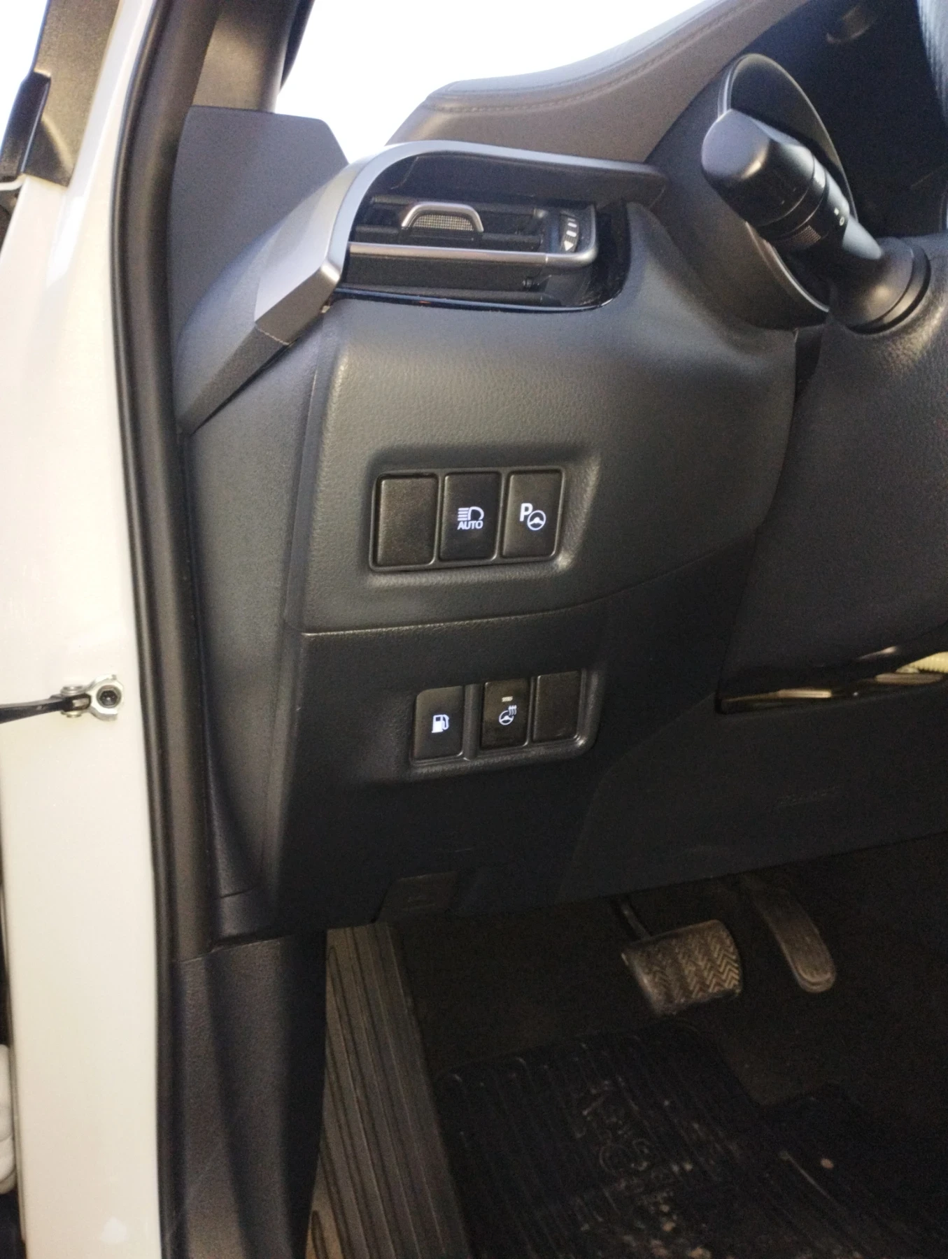 Toyota C-HR Classy, снимка 11 - Автомобили и джипове - 53749337