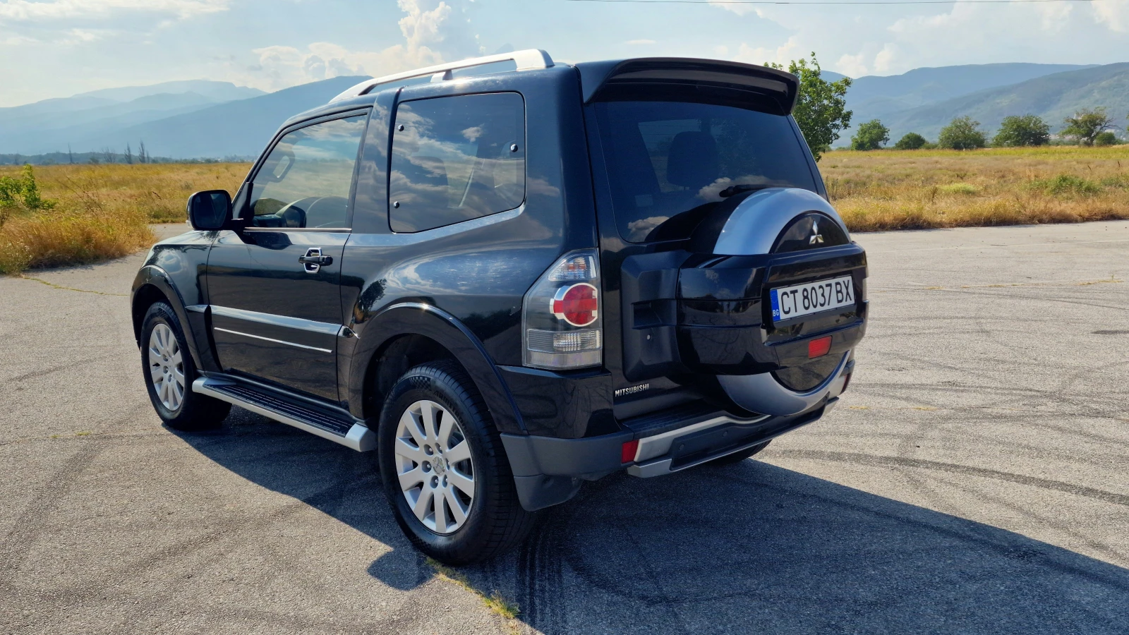 Mitsubishi Pajero 2-3 врати, снимка 7 - Автомобили и джипове - 55644611