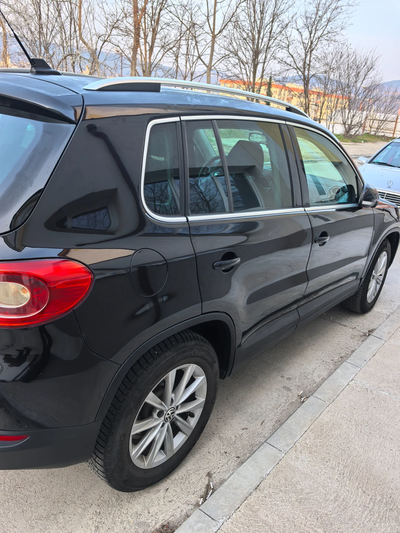 VW Tiguan, снимка 6 - Автомобили и джипове - 53935243
