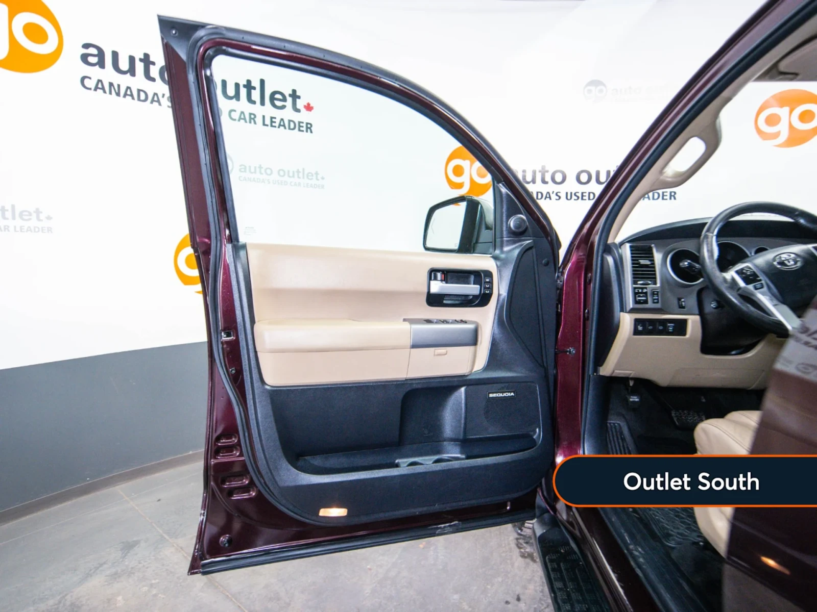 Toyota Sequoia LIMITED* 5.7* V8* ПОДГРЕВ* КАМЕРА* КЕЙЛЕС, снимка 8 - Автомобили и джипове - 54445687