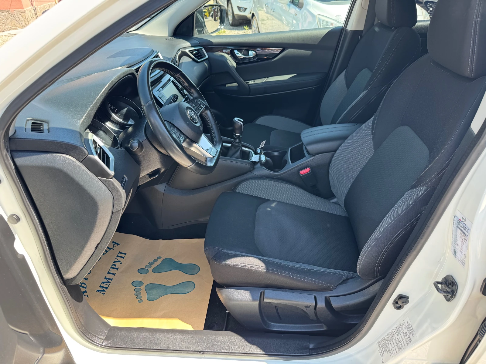 Nissan Qashqai 1.5DCI-TEKNA-ЛИЗИНГ, снимка 12 - Автомобили и джипове - 55049678