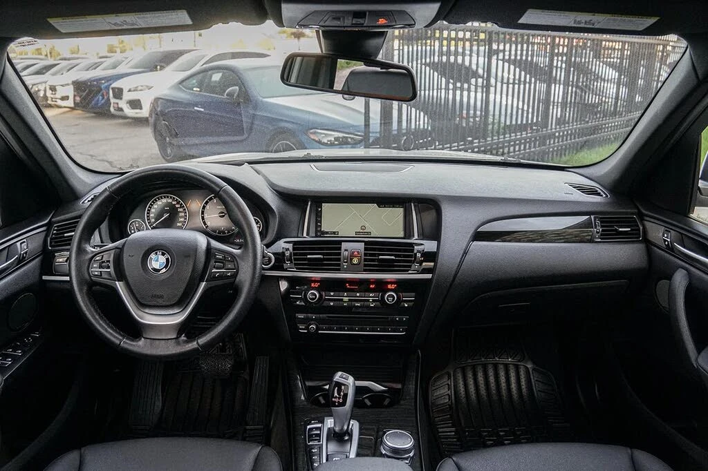 BMW X3 xDrive28i | Navi | Camera | Подгрев | Панорама , снимка 5 - Автомобили и джипове - 55327451
