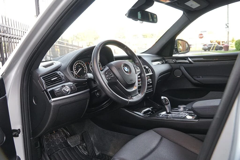 BMW X3 xDrive28i | Navi | Camera | Подгрев | Панорама , снимка 6 - Автомобили и джипове - 55327451