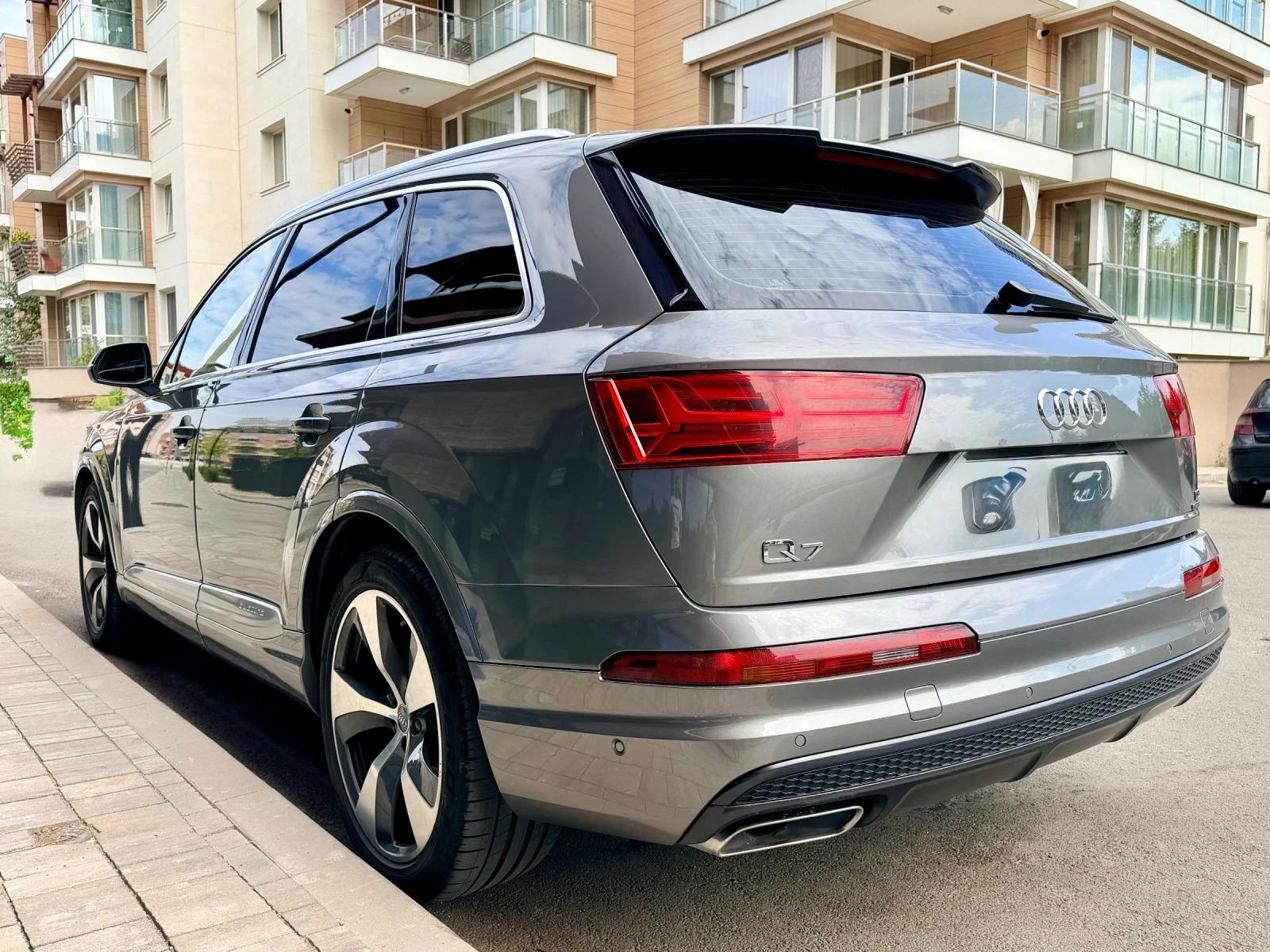 Audi Q7 S-line, снимка 4 - Автомобили и джипове - 56041444