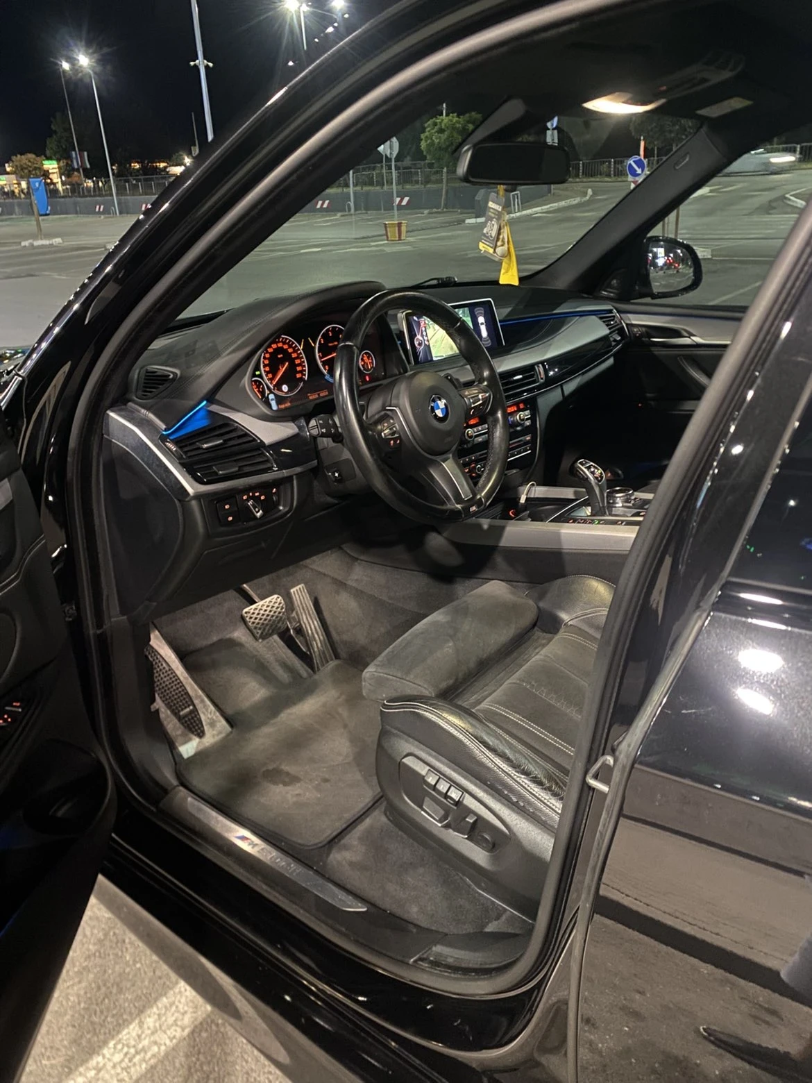 BMW X5 50D, снимка 5 - Автомобили и джипове - 56106035