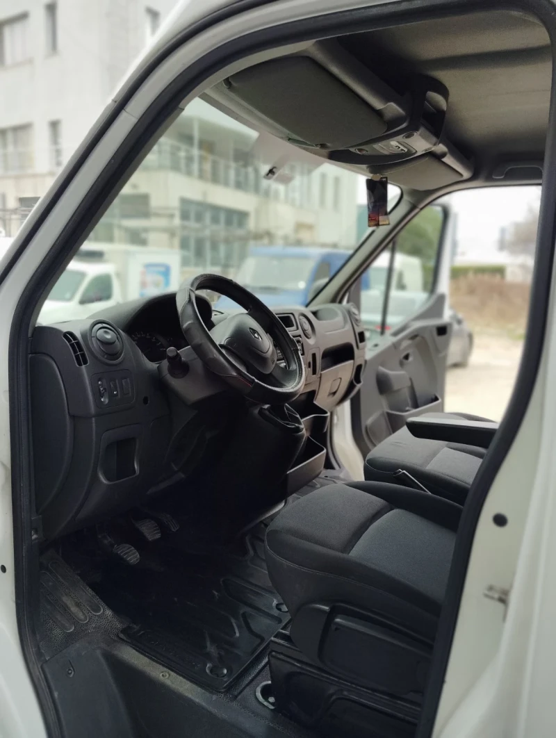 Renault Master, снимка 8 - Бусове и автобуси - 49474789