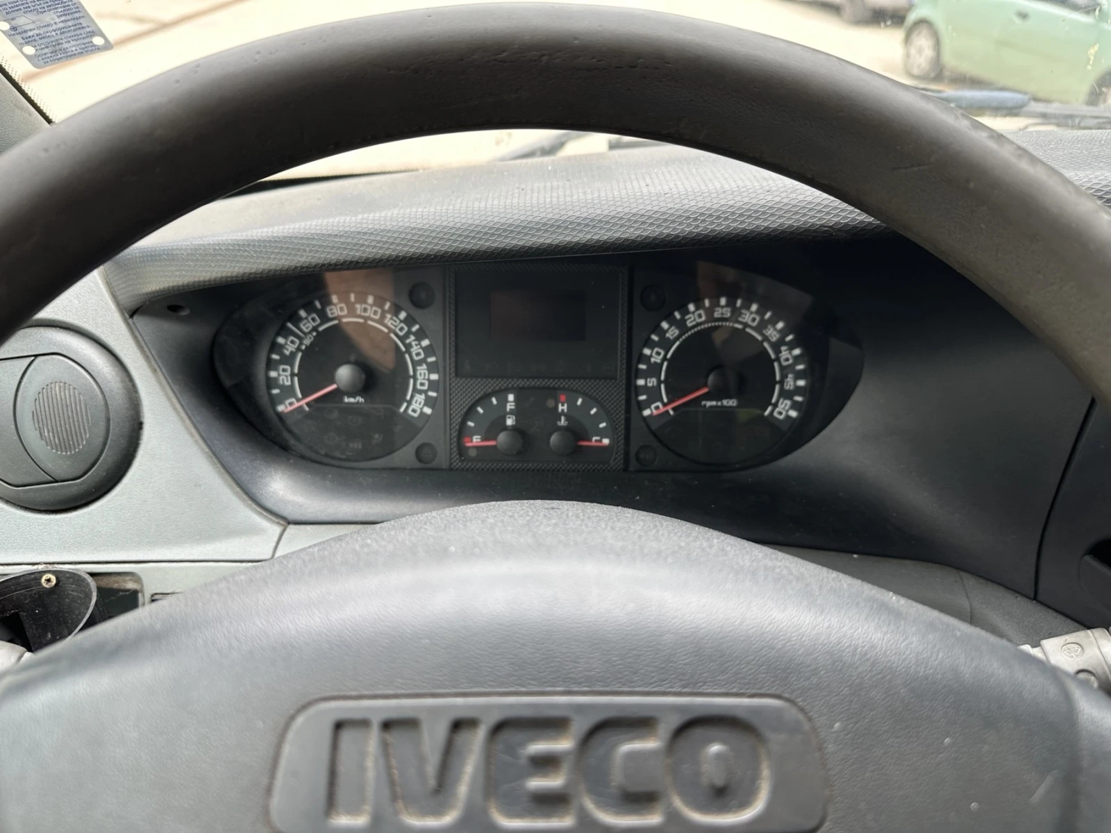 Iveco Daily 35-C12 - изображение 10