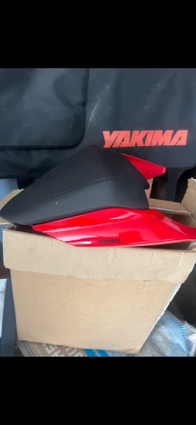 Ducati Streetfighter V2, снимка 10