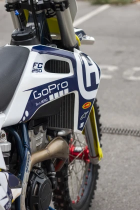 Husqvarna FC 250 ЛИЗИНГ, снимка 10