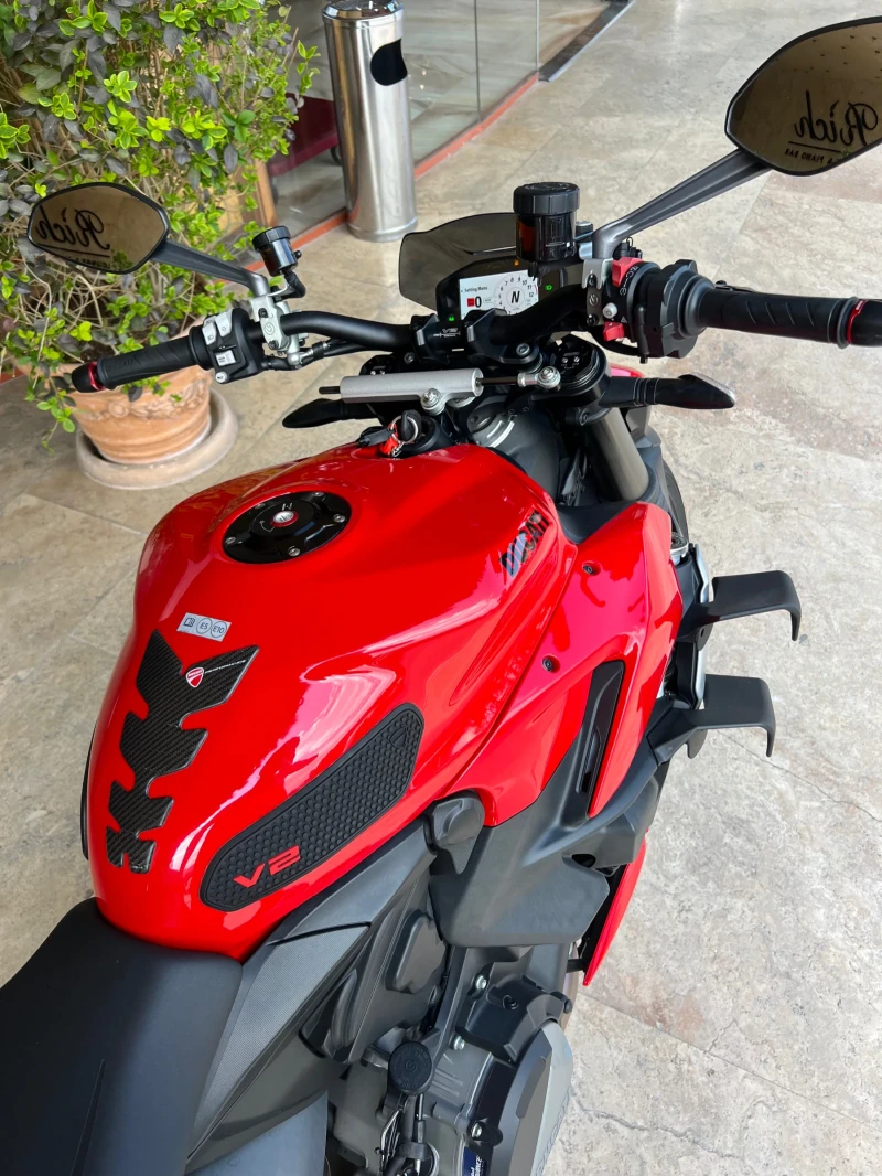 Ducati Streetfighter V2, снимка 9 - Мотоциклети и мототехника - 52251310