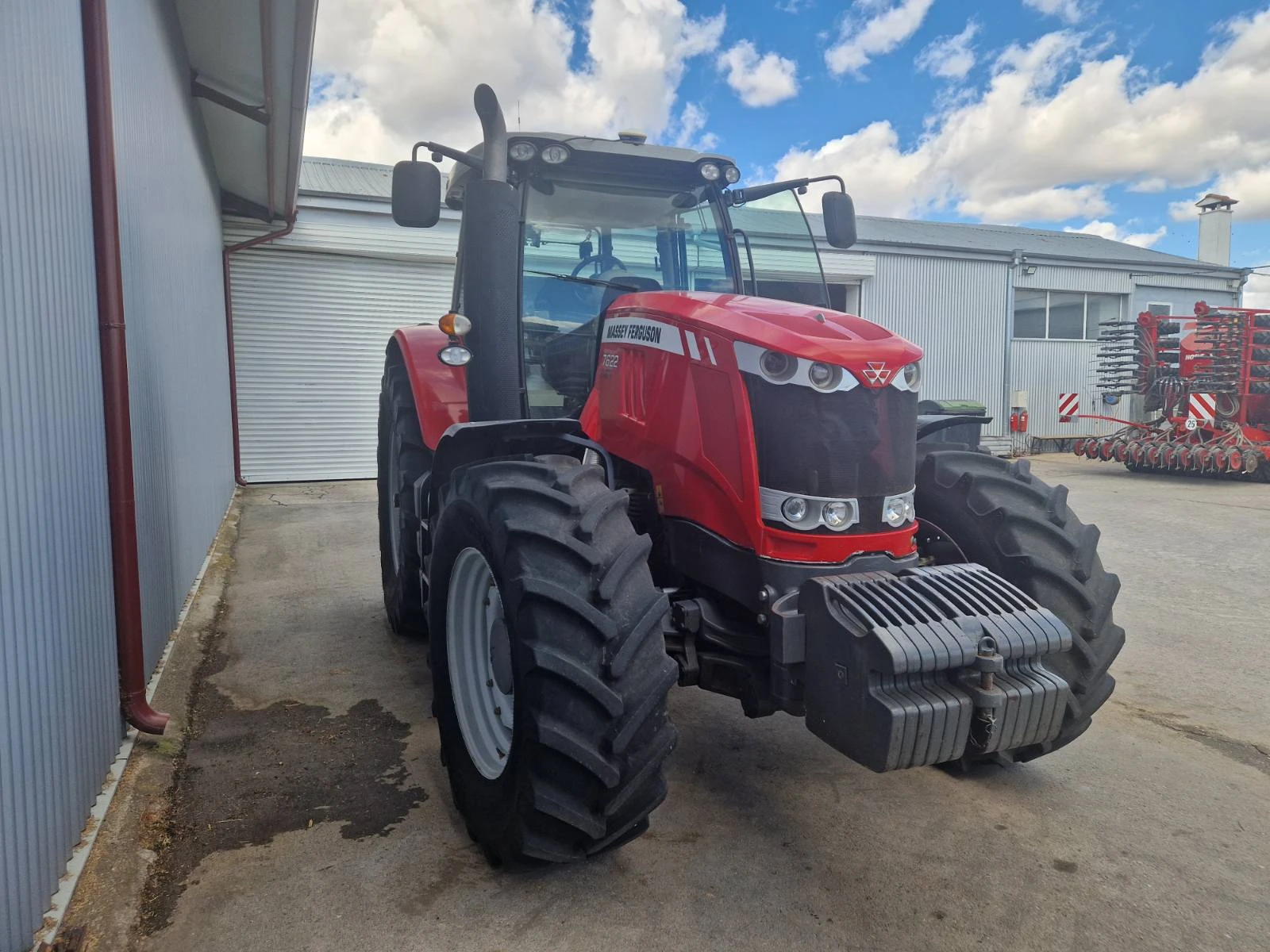 Трактор Massey 7622 - изображение 2