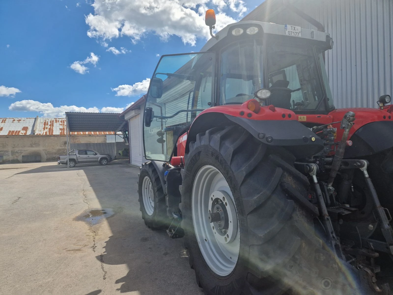 Трактор Massey 7622 - изображение 3