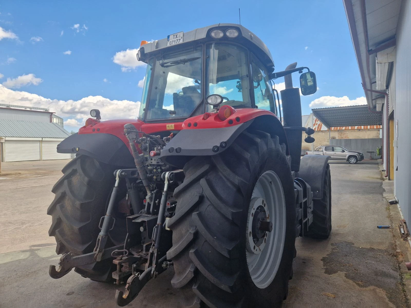 Трактор Massey 7622 - изображение 4