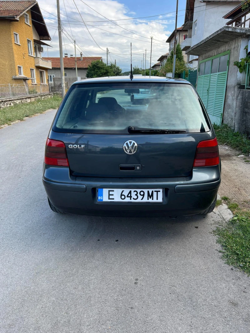 VW Golf, снимка 3 - Автомобили и джипове - 46463340