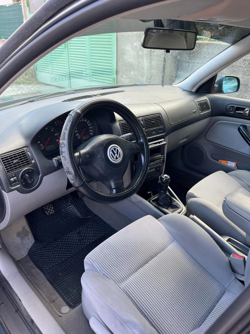 VW Golf, снимка 7 - Автомобили и джипове - 46463340