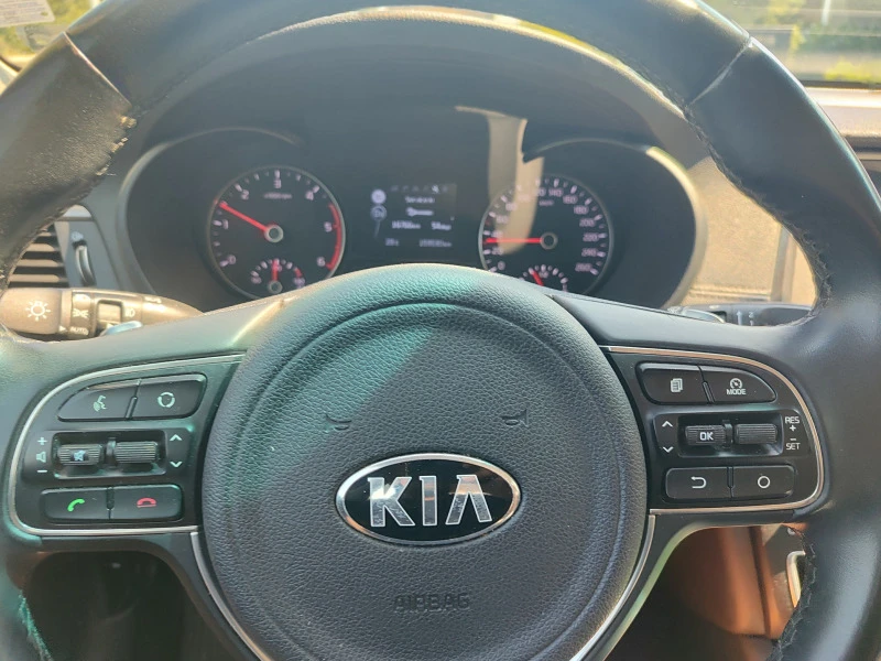 Kia Optima 1.7 Лизинг , снимка 10 - Автомобили и джипове - 47381903