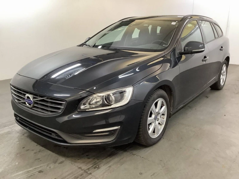 Volvo V60 D4 Business Edition, снимка 1 - Автомобили и джипове - 47487071