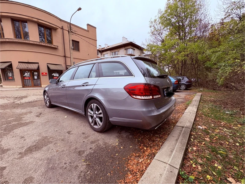 Mercedes-Benz E 220 E220 CDI  AMG / LED, снимка 5 - Автомобили и джипове - 49472447