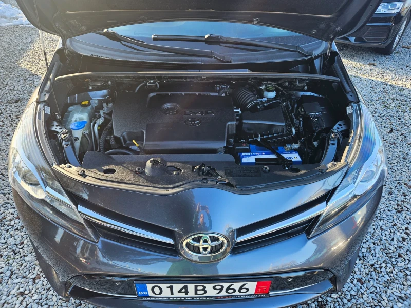 Toyota Verso 2.0 D4D , снимка 16 - Автомобили и джипове - 49406129