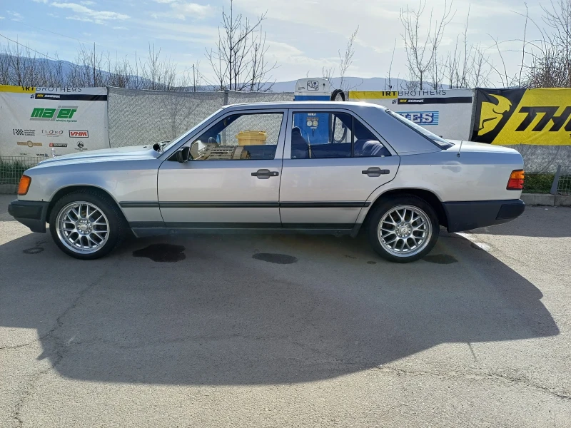 Mercedes-Benz 124 2.3 136 AUTOMATIC, снимка 4 - Автомобили и джипове - 49563046