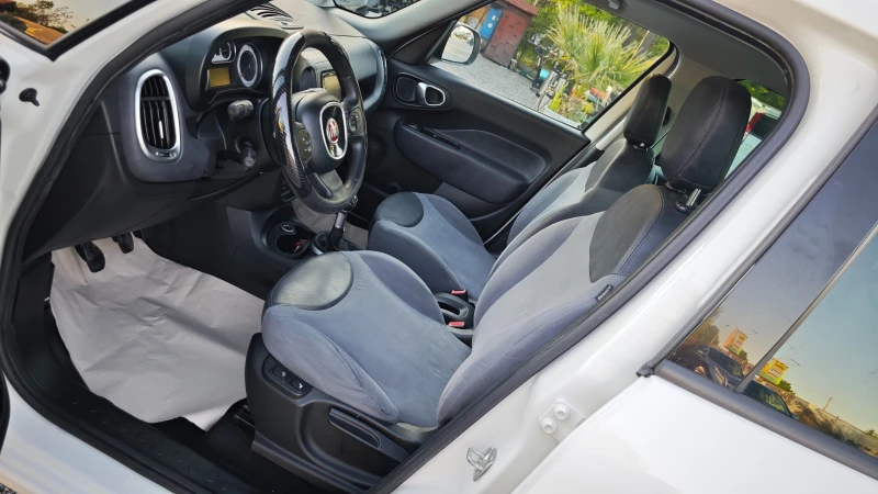 Fiat 500L ВСИЧКО ПЛАТЕНО/НАПЪЛНО ОБСЛУЖЕН/НОВИ АНГРЕН ВЕРИГИ, снимка 13 - Автомобили и джипове - 50159937