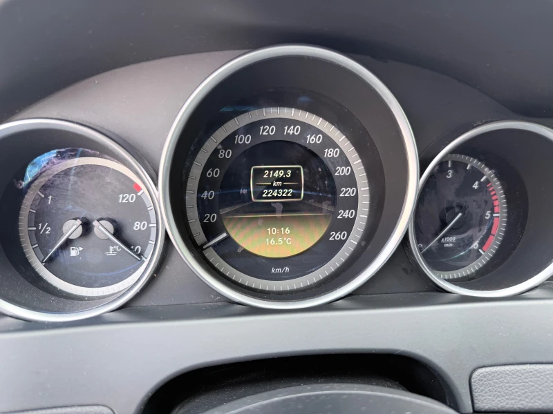 Mercedes-Benz C 200 2.0 CDI, снимка 8 - Автомобили и джипове - 52054963