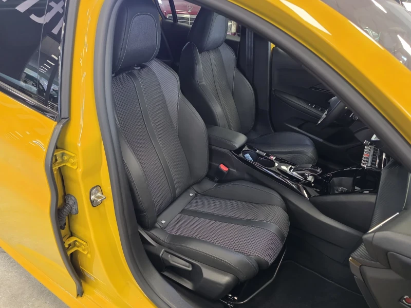 Peugeot 208 1.2 PureTech | Automatic | GT Line, снимка 13 - Автомобили и джипове - 52217902