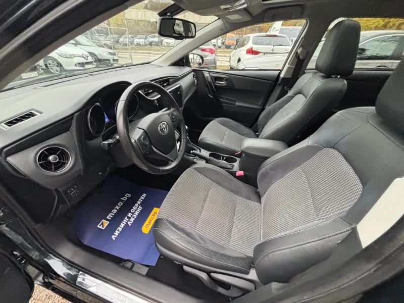 Toyota Auris 1.6D4D, снимка 12 - Автомобили и джипове - 52308633
