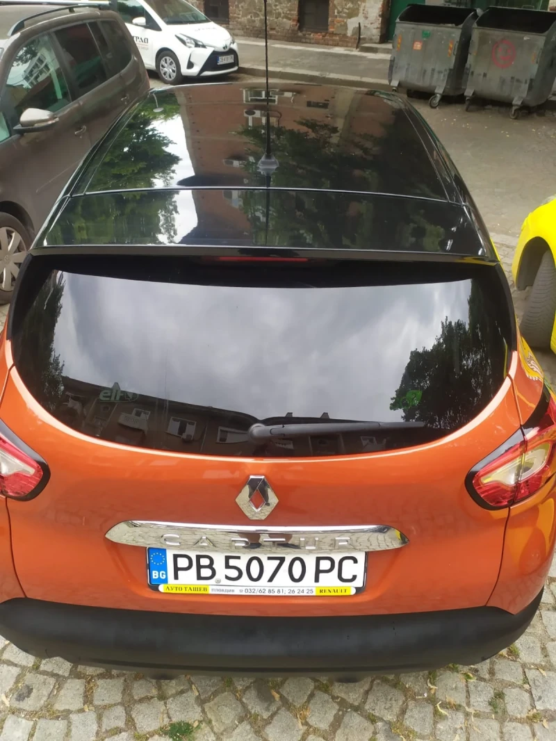 Renault Captur, снимка 3 - Автомобили и джипове - 52554679