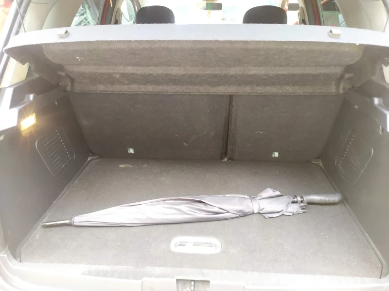 Renault Captur, снимка 10 - Автомобили и джипове - 52554679