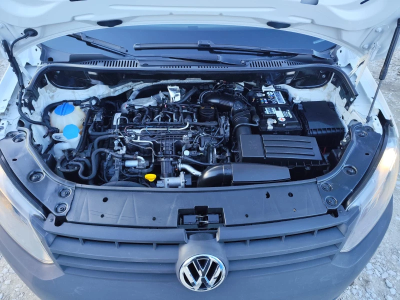 VW Caddy 1.6 дизел , снимка 13 - Автомобили и джипове - 52788619