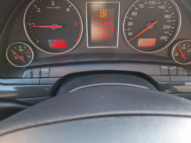 Audi A4 1.9TDI , снимка 12 - Автомобили и джипове - 52935499