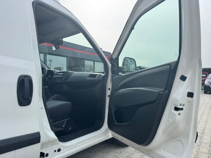 Fiat Doblo 1.4 МЕТАН XL EURO-6, снимка 14 - Автомобили и джипове - 53419796