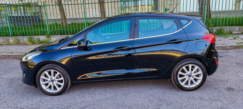 Ford Fiesta 1.0 EcoBoost Titanium, снимка 4 - Автомобили и джипове - 53541461