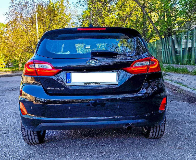 Ford Fiesta 1.0 EcoBoost Titanium, снимка 7 - Автомобили и джипове - 53541461
