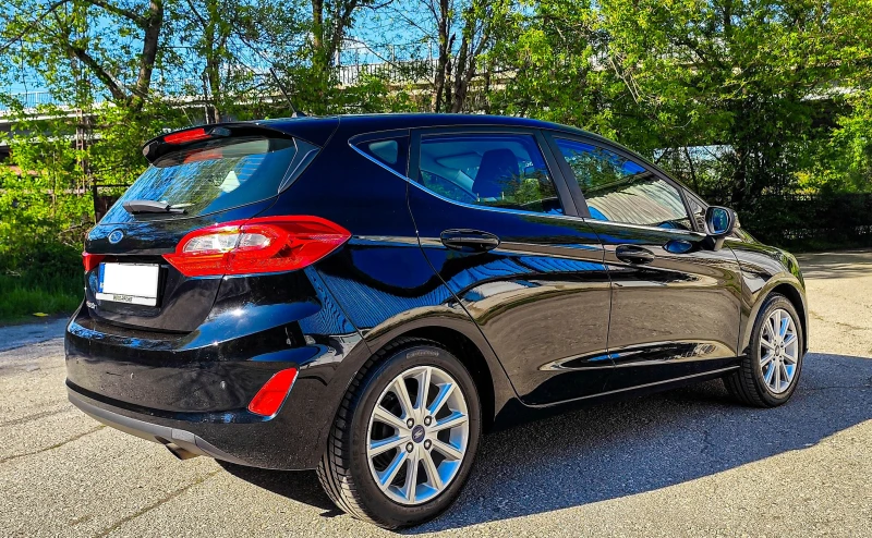 Ford Fiesta 1.0 EcoBoost Titanium, снимка 6 - Автомобили и джипове - 53541461