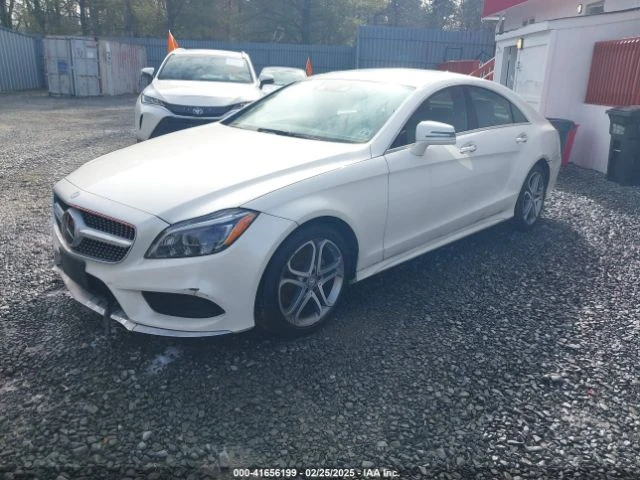 Mercedes-Benz CLS 400 4MATIC * АВТО КРЕДИТ * (CARFAX) - изображение 2