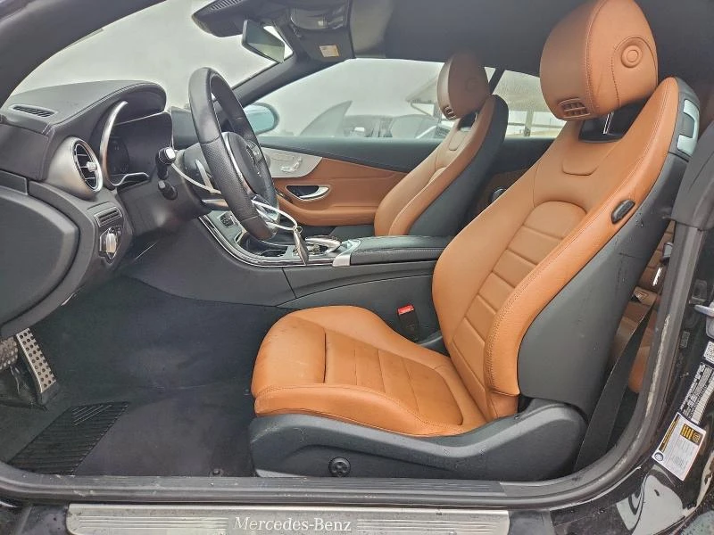 Mercedes-Benz C 300 4MATIC* КОжа* Подгрев* Кейлес* Blind Spot* ФИКС. Ц, снимка 7 - Автомобили и джипове - 53577184