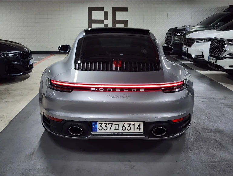Porsche 911 CARRERA | КРАЙНА ЦЕНА , снимка 3 - Автомобили и джипове - 54956543