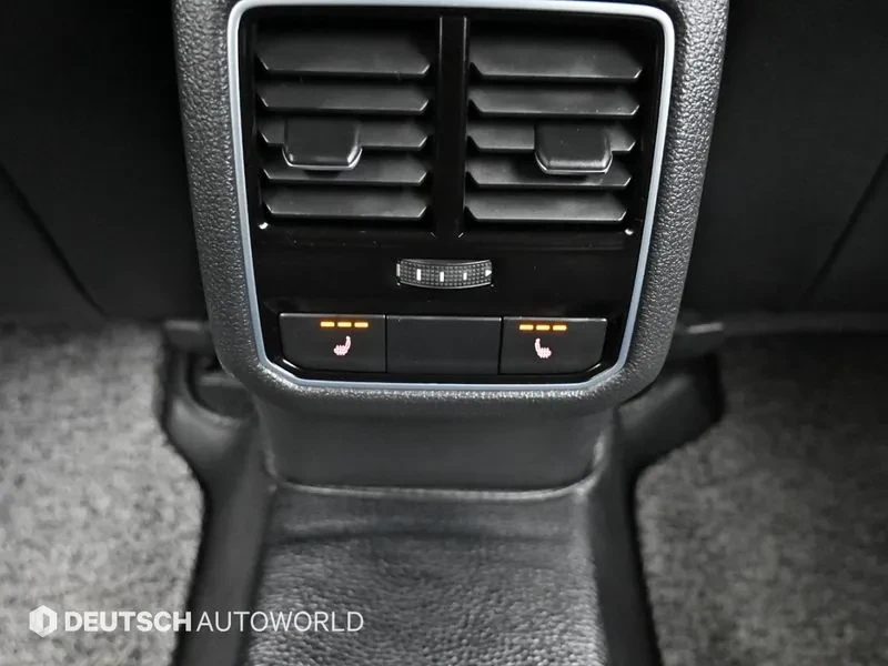 VW Passat 2.0 TSI - САМО 30% АВАНС, снимка 16 - Автомобили и джипове - 56267704