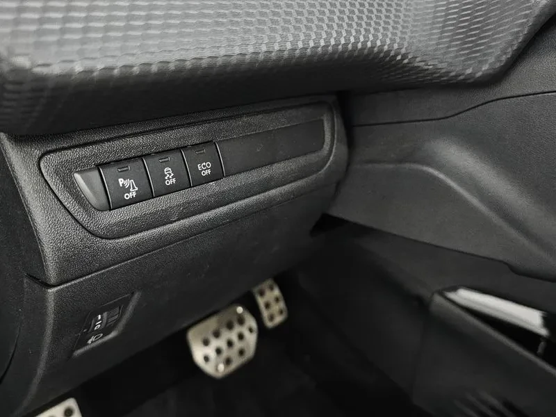 Peugeot 2008 1.6 Bluehdi Allure | Mobile.bg � ����������� 13