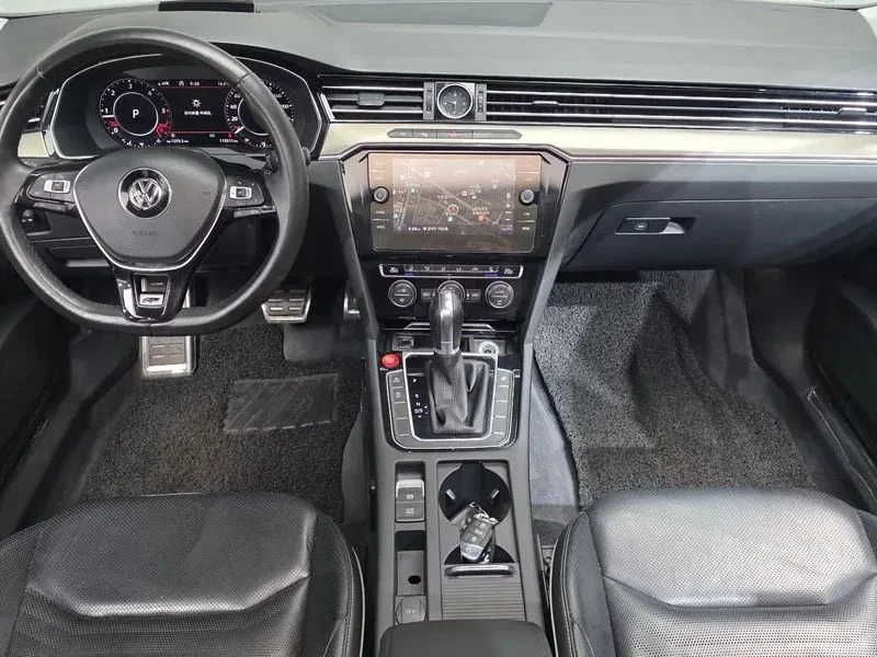 VW Arteon, снимка 6 - Автомобили и джипове - 56687648