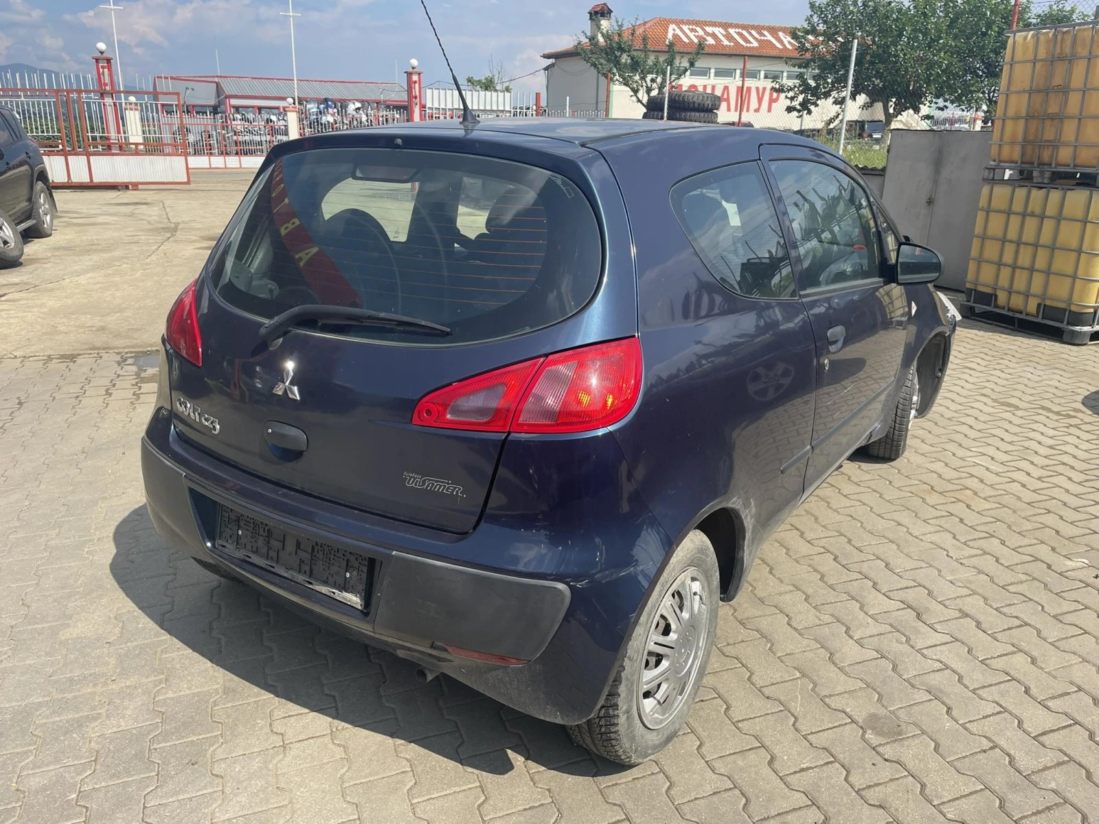 Mitsubishi Colt 1.1 - изображение 5