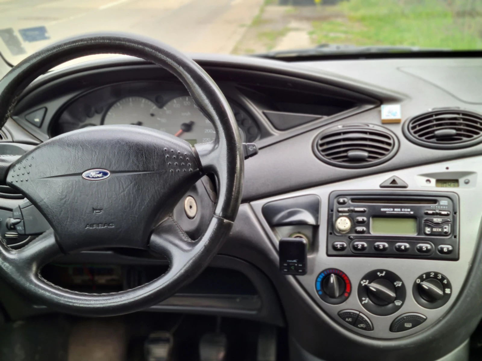 Ford Focus 1.8 TDDI - изображение 7