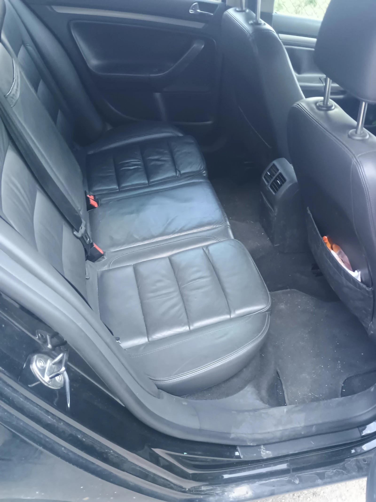 VW Golf 2, 0 TDI  - изображение 7