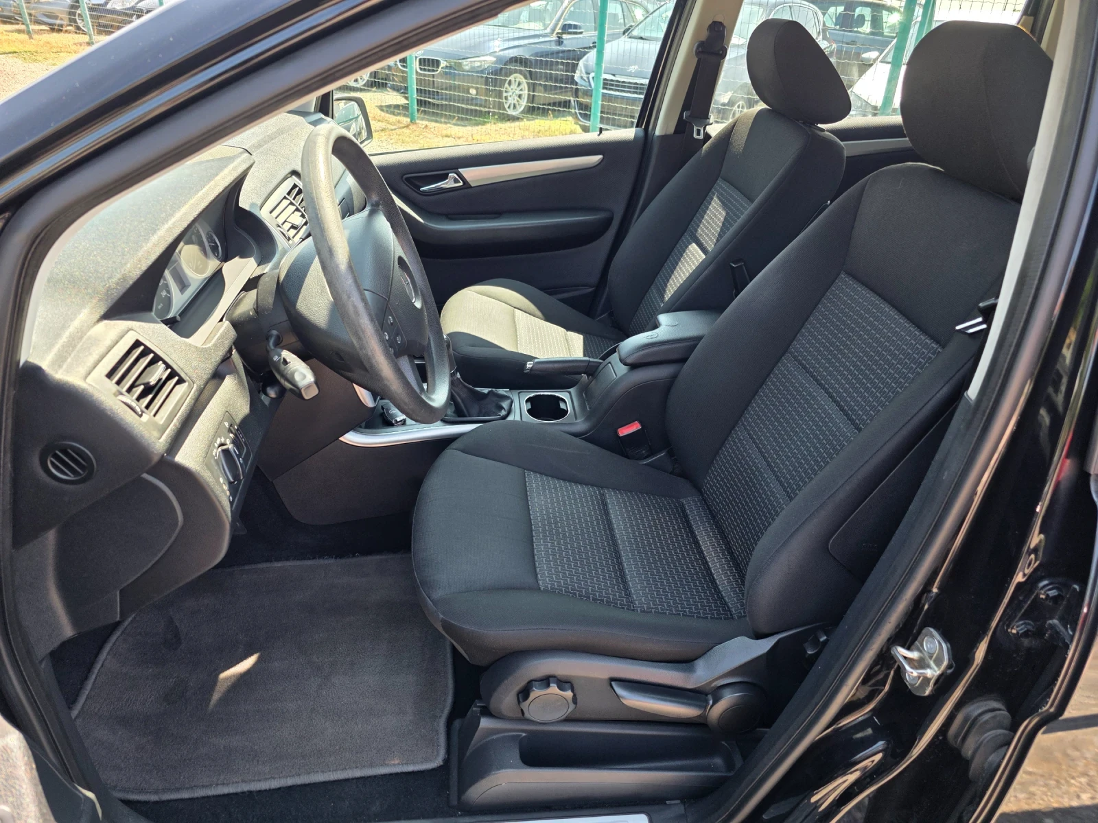 Mercedes-Benz B 180 2.0 CDI 109K.C  - изображение 9
